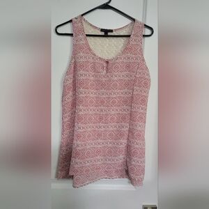 Signiature Studio sleeveless top size Large